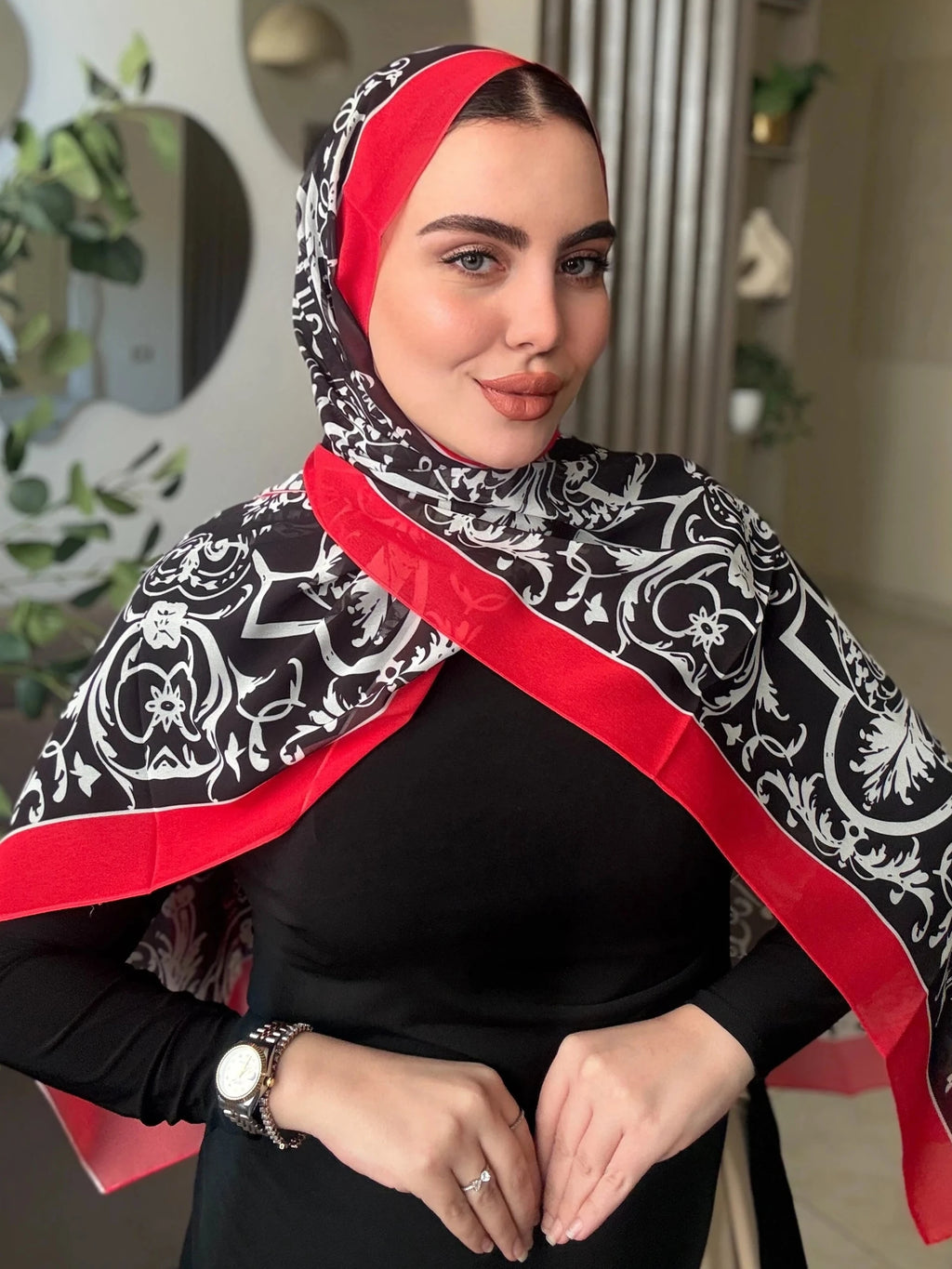 Scarlet Paisley