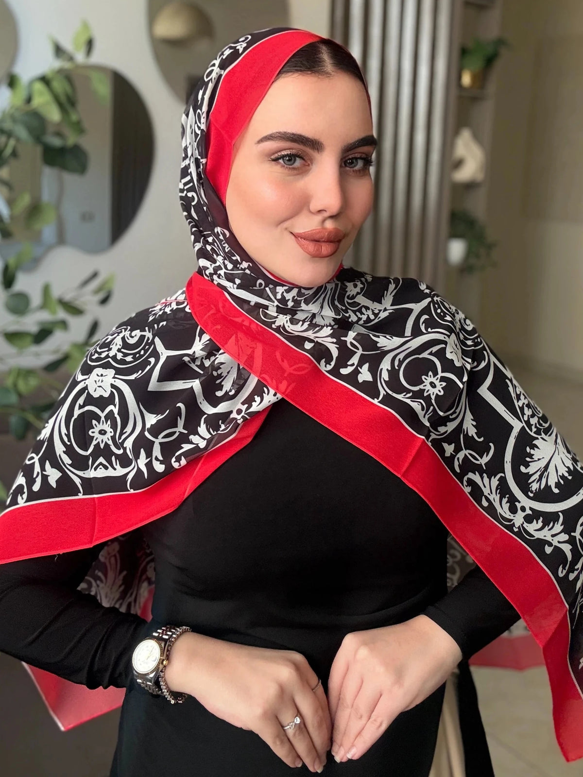 Scarlet Paisley